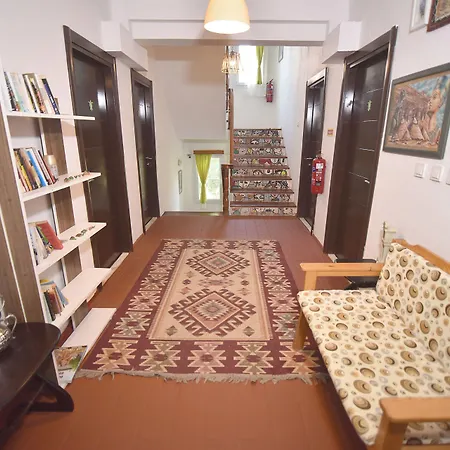 Caretta Caretta Hotel 2*