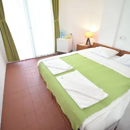 Caretta Caretta Hotel 2*